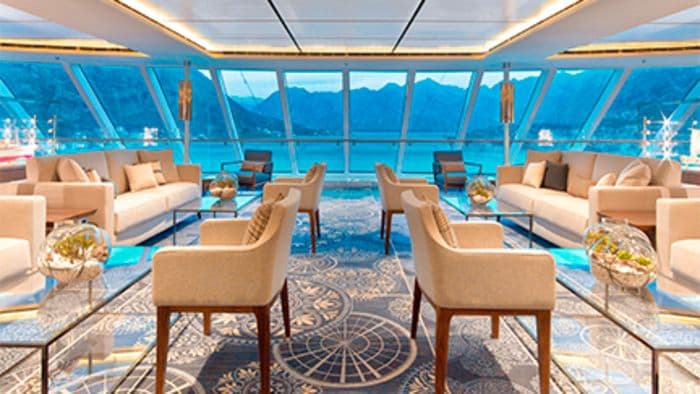 Viking Cruises - Viking Neptune - Explorers' Lounge.jpg
